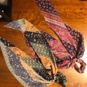 NWOT Anthropologie Scarf Ponytail Holder Set